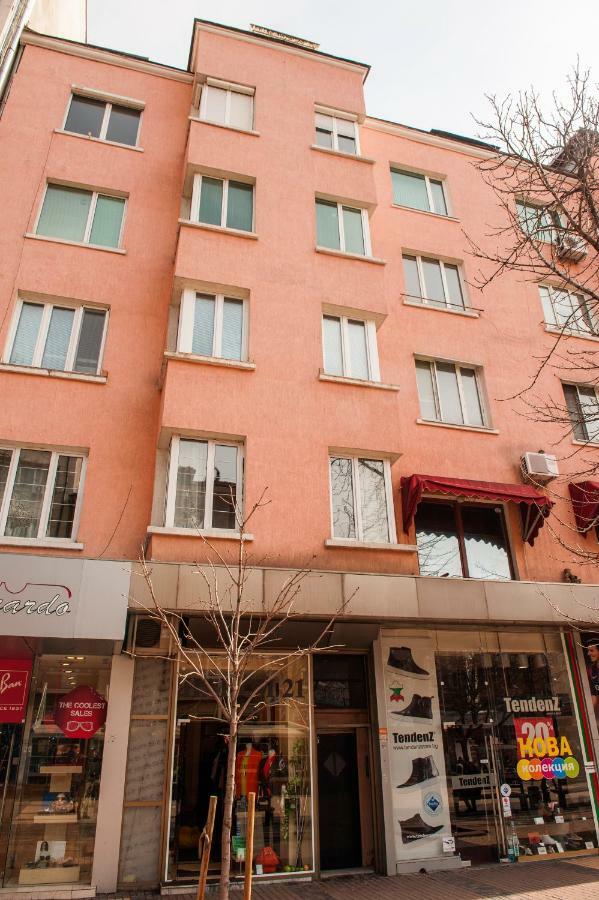 Vitosha Blvd - Attic Studio โซเฟีย ภายนอก รูปภาพ